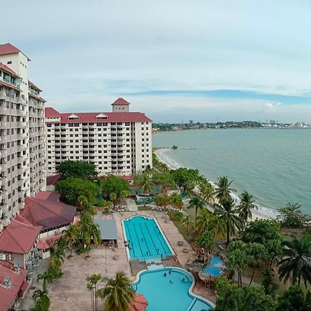 Glory Beach Resort Private Penthouse Port Dickson Buitenkant foto