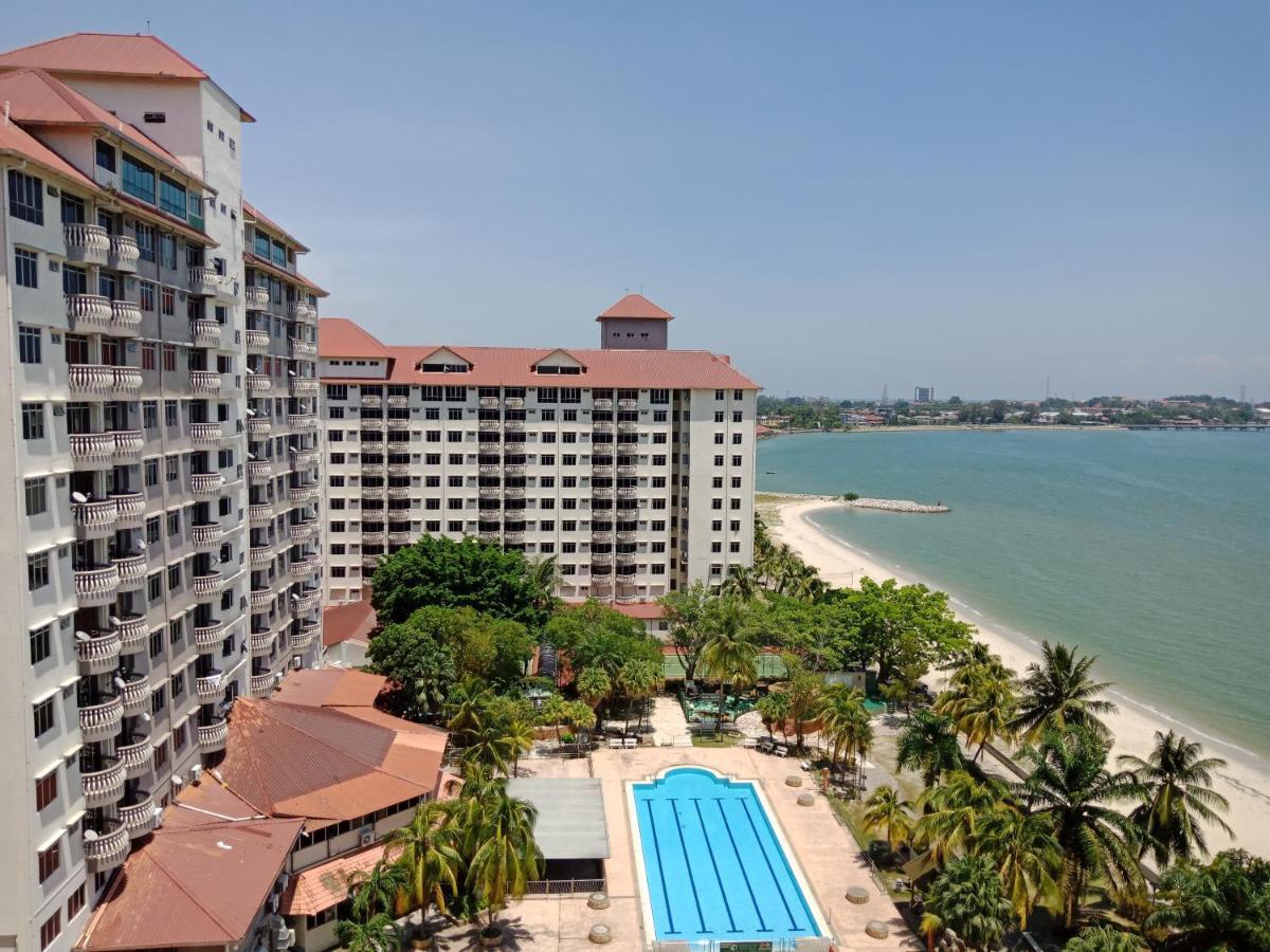 Glory Beach Resort Private Penthouse Port Dickson Buitenkant foto