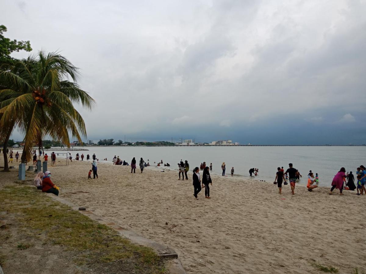Glory Beach Resort Private Penthouse Port Dickson Buitenkant foto