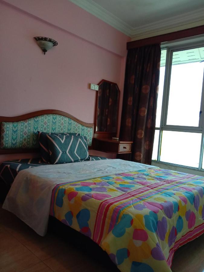 Glory Beach Resort Private Penthouse Port Dickson Buitenkant foto